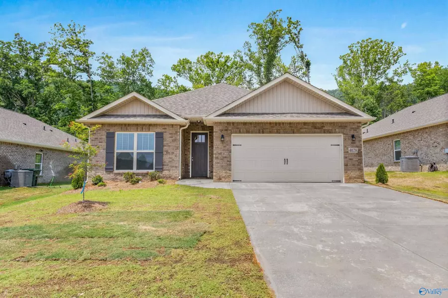 4028 Rockland Circle SE, Owens Cross Roads, AL 35763