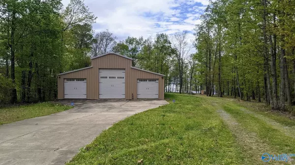 2759 County Road 265, Section, AL 35771