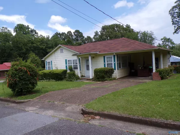 Gadsden, AL 35903,700 Camelia Avenue