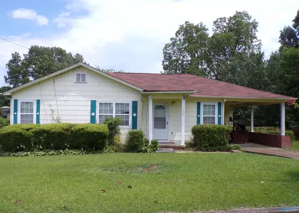 700 Camelia Avenue, Gadsden, AL 35903