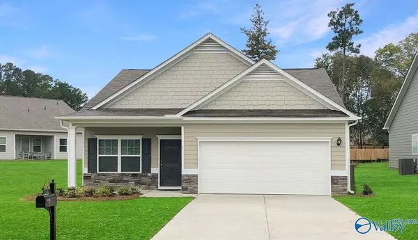 160 Lincoln Gray Circle, New Market, AL 35761