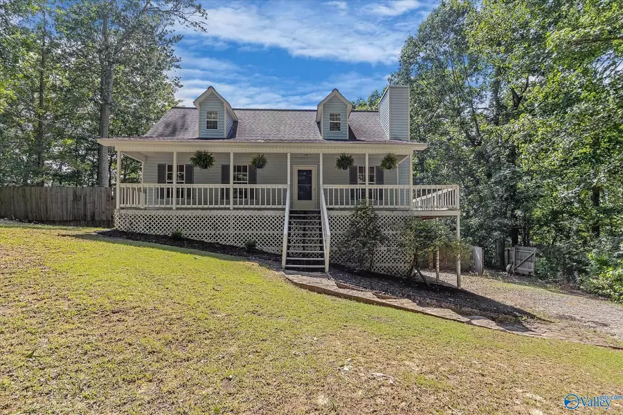 325 Shagbark Trail, Somerville, AL 35670