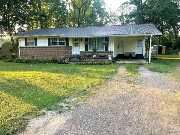 129 Charlotte Street, Boaz, AL 35957