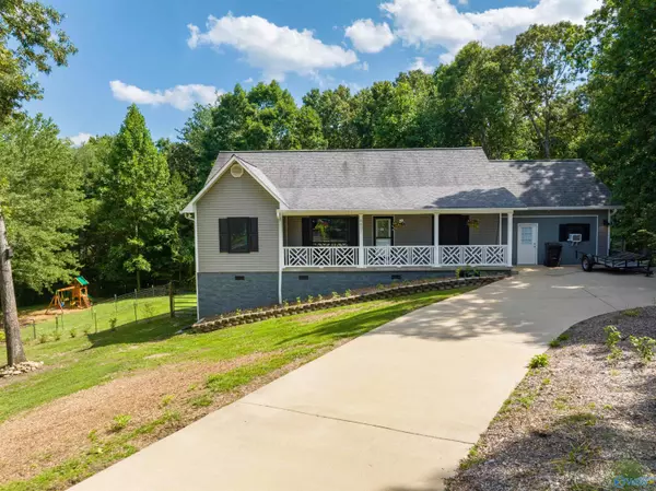 6601 Harvest Drive NW, Fort Payne, AL 35967