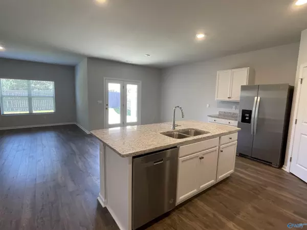 New Market, AL 35761,109 Canonbury Drive