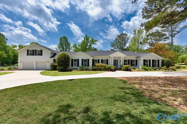 662 Dug Hill Road, Brownsboro, AL 35741