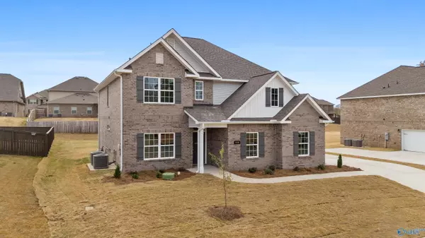 New Market, AL 35761,308 Creek Grove Avenue