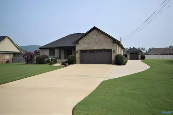 Gadsden, AL 35901,460 Creekside Circle