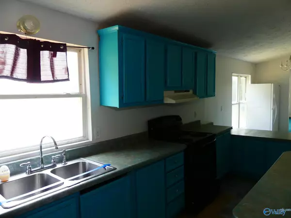 Dutton, AL 35744,3585 County Road 395