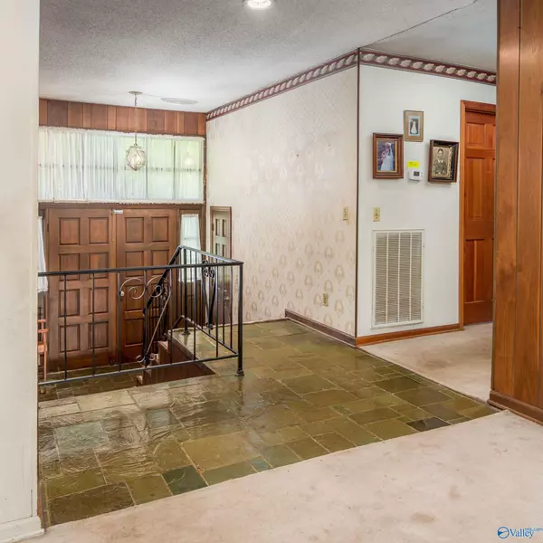 Bridgeport, AL 35740,123 Crestview Drive