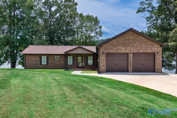 Athens, AL 35614,17850 Lakeside Estates Road