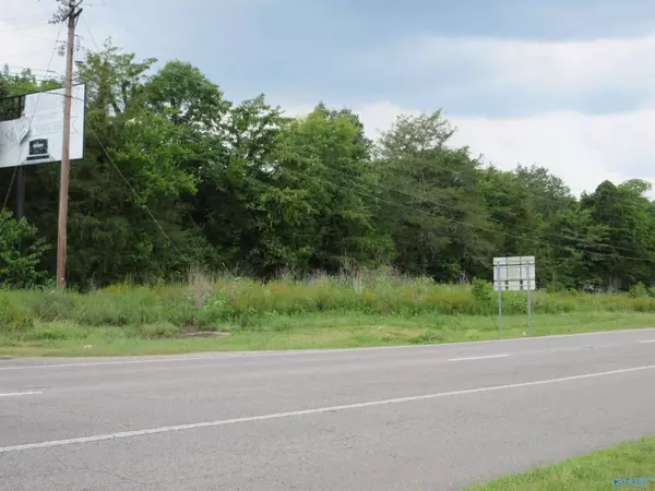 17 Hwy 35, Scottsboro, AL 35768