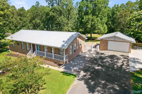 Rainsville, AL 35986,136 Sand Mountain Drive