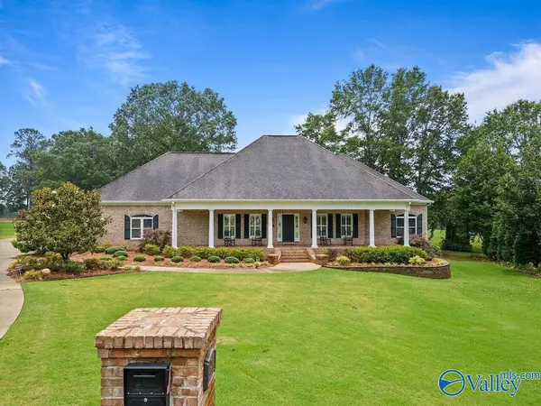 210 Rockwell Street, Winfield, AL 35594