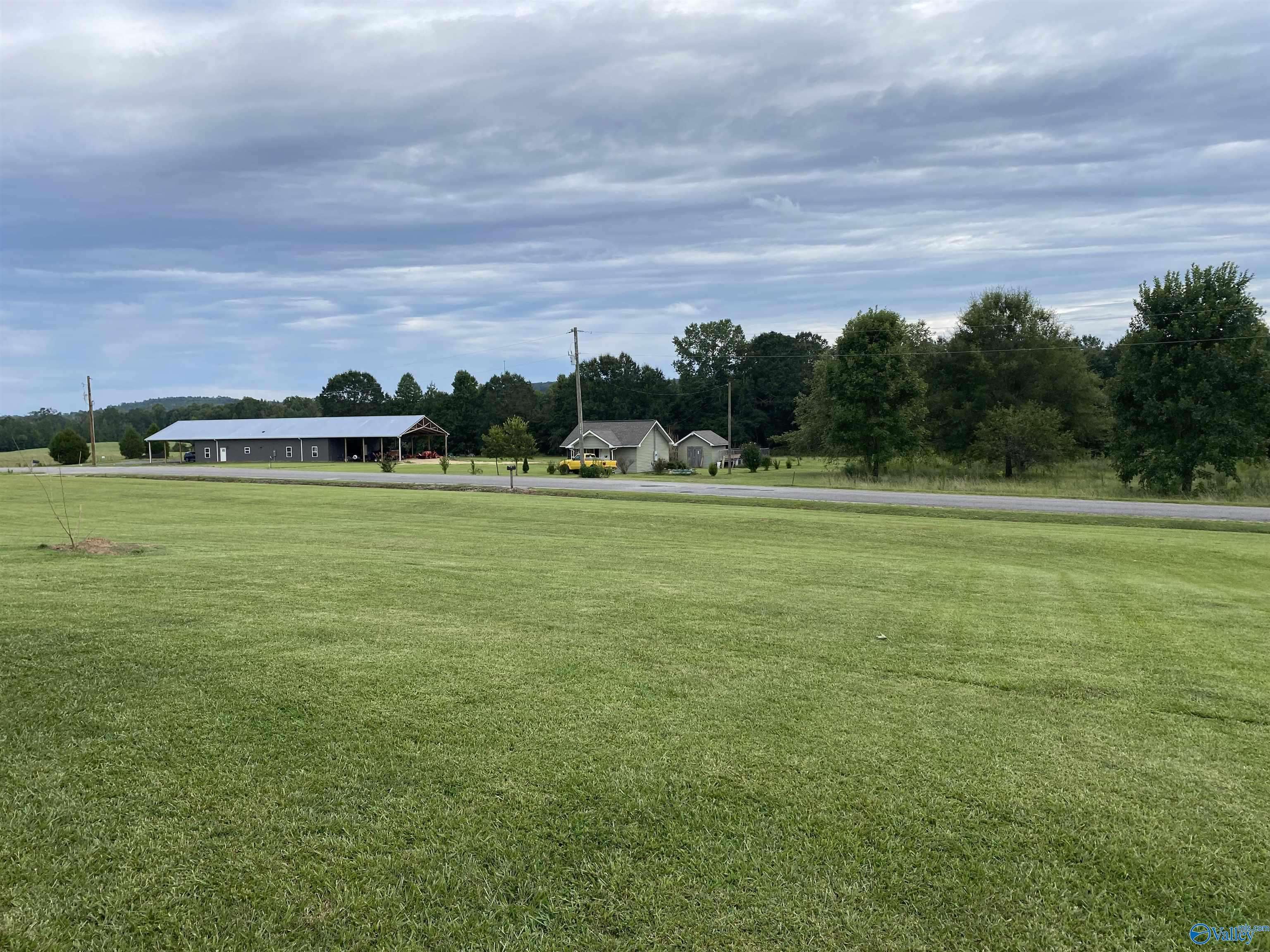 Leesburg, AL 35983,795 County Road 17