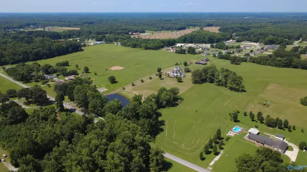 Toney, AL 35773,10674 Wall Triana Hwy