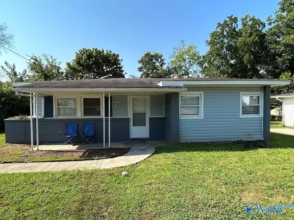 2419 Vining Avenue NW, Huntsville, AL 35810