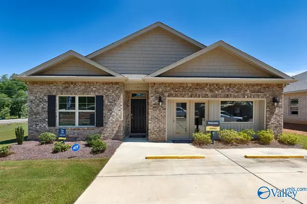 New Market, AL 35761,101 Canonbury Drive