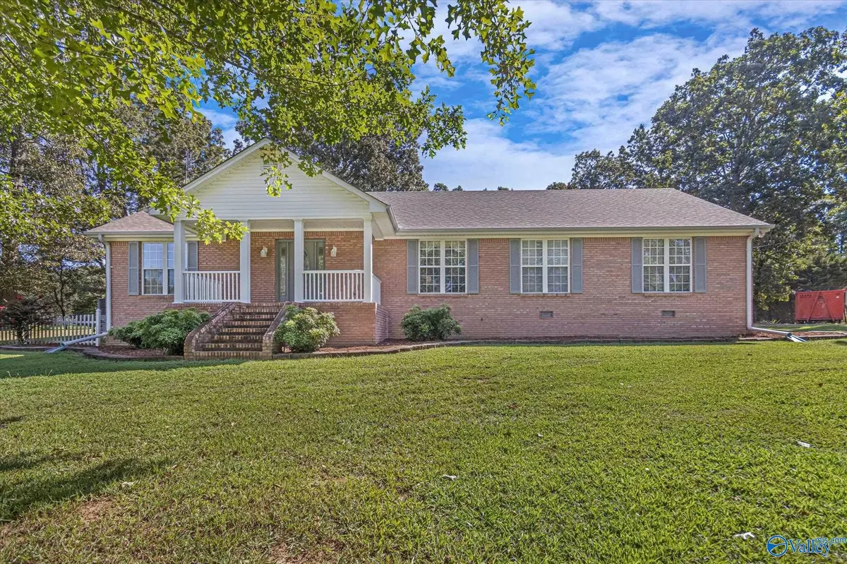 Muscle Shoals, AL 35661,9705 River Road