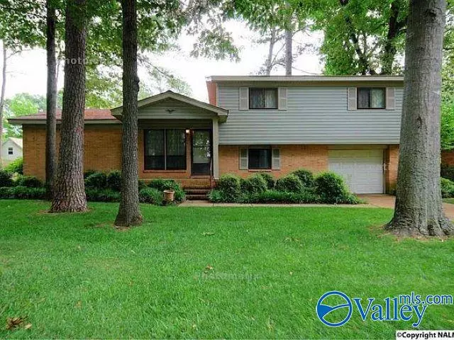 506 Greendale Drive NW, Huntsville, AL 35806