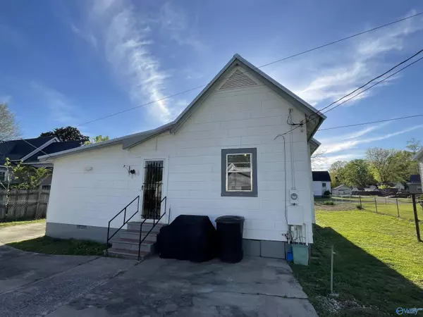 Gadsden, AL 35904,3 Cabot Avenue