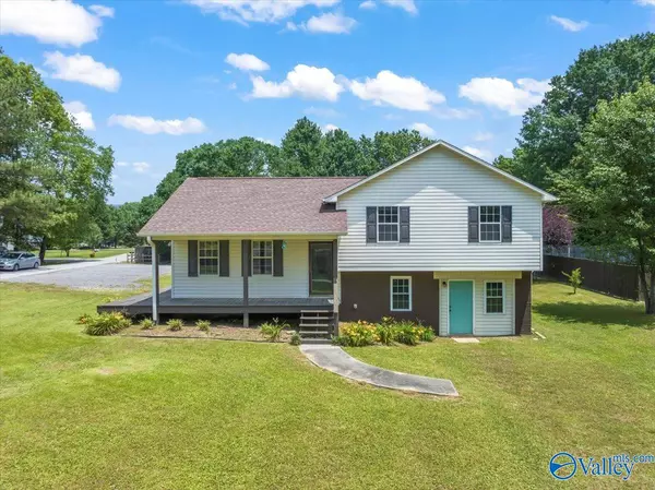 205 County Road 627, Hanceville, AL 35077