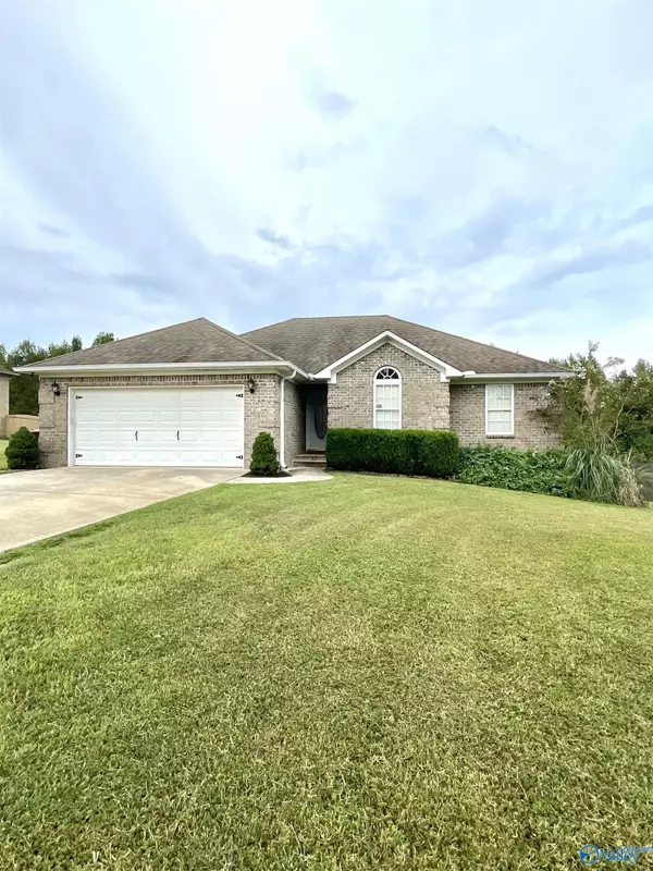 Athens, AL 35613,16379 Mooresville Road