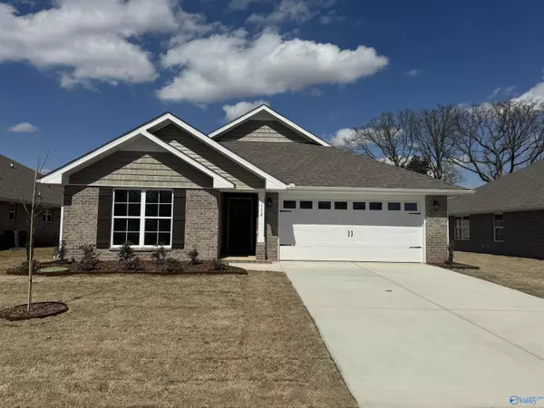 112 Bingham Way, New Market, AL 35761