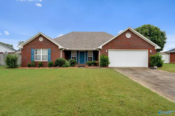 17 Ratliff Circle, Decatur, AL 35603