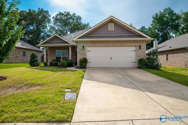 New Market, AL 35761,272 Falcon Ridge Drive