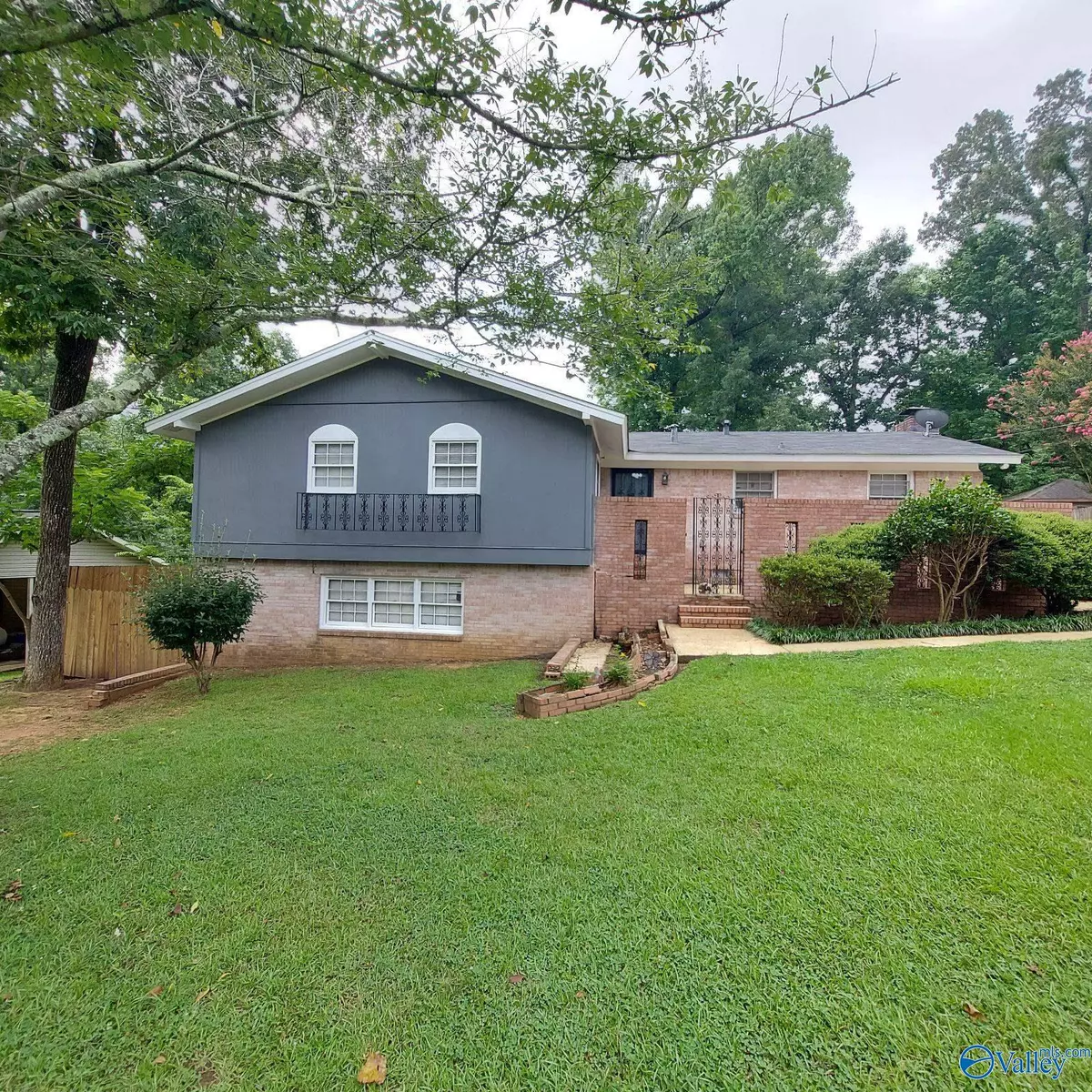 Tuscaloosa, AL 35404,2623 Colonial Drive NE