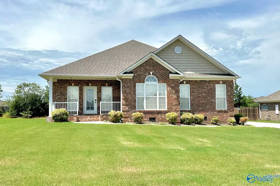 25659 Caldera Drive, Athens, AL 35613