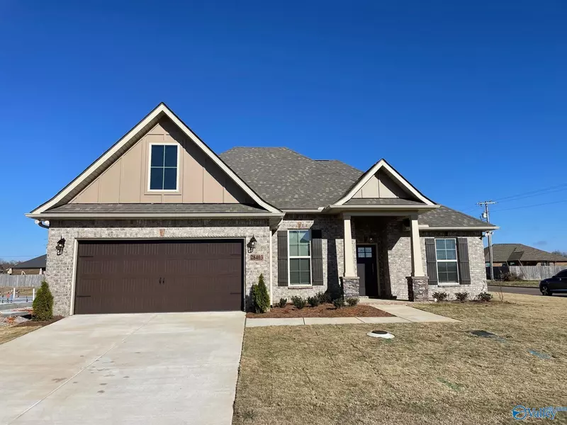 28403 Molly Bee Lane, Toney, AL 35773