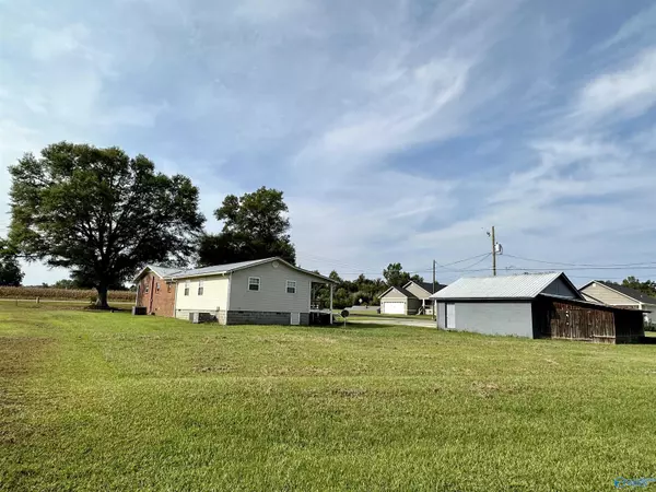 7020 Rocky Ford Road, Hokes Bluff, AL 35903