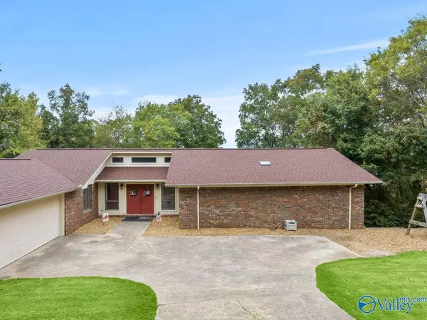 Scottsboro, AL 35769,55 Bluff View Drive