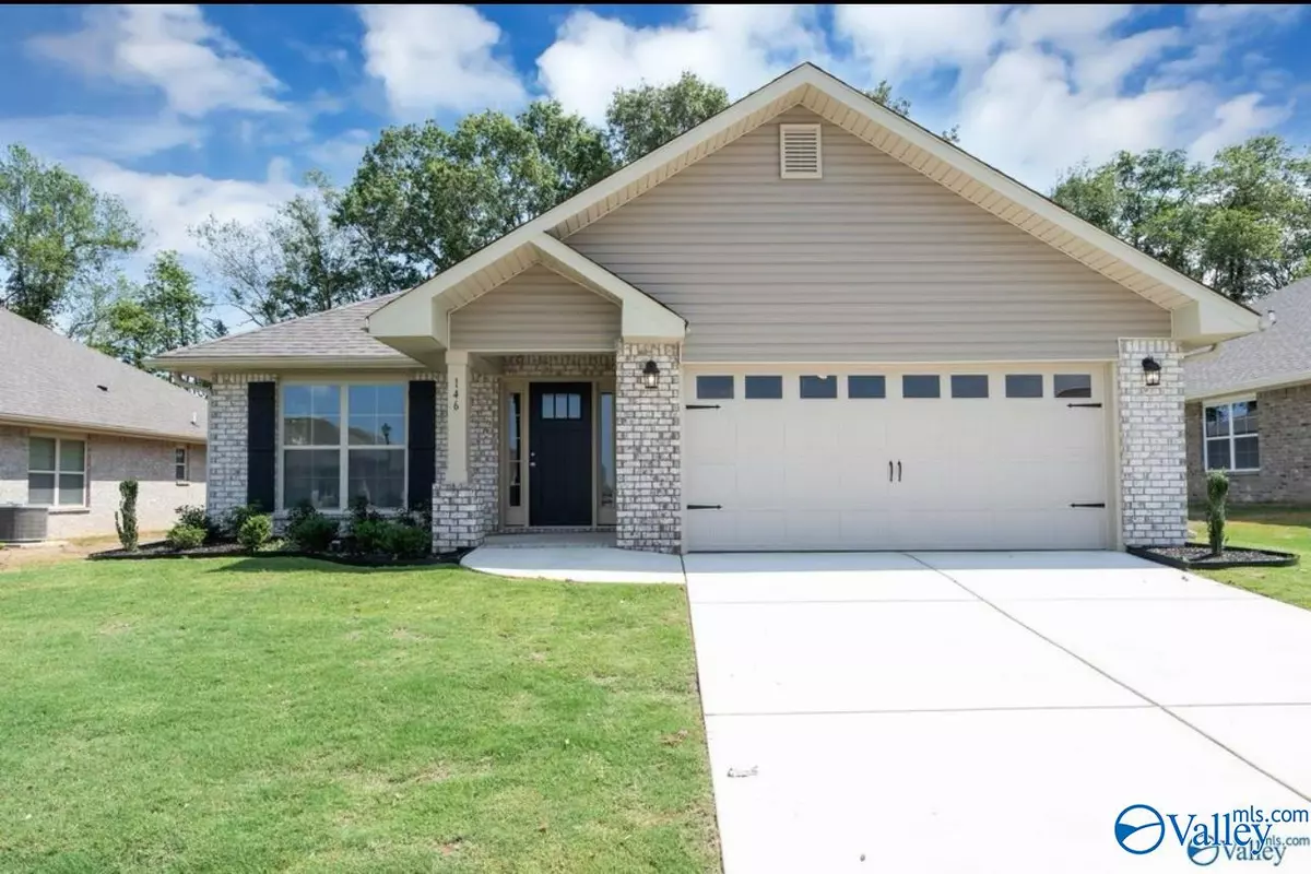 Athens, AL 35611,19946 Redhawk Drive