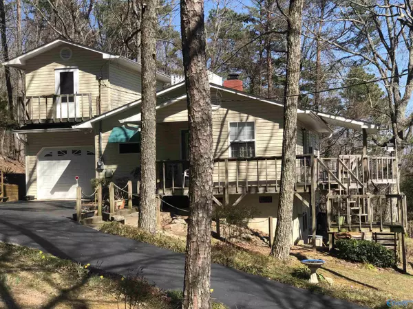 Ft Payne, AL 35967,2774 County Road 121