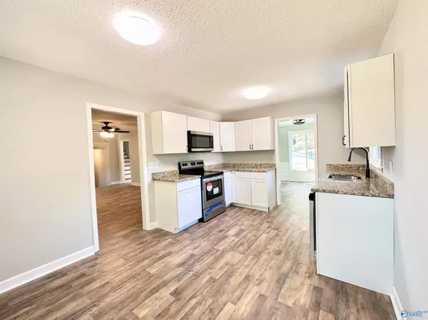 609 Mountain Gap Drive SE Huntsville, AL 35803