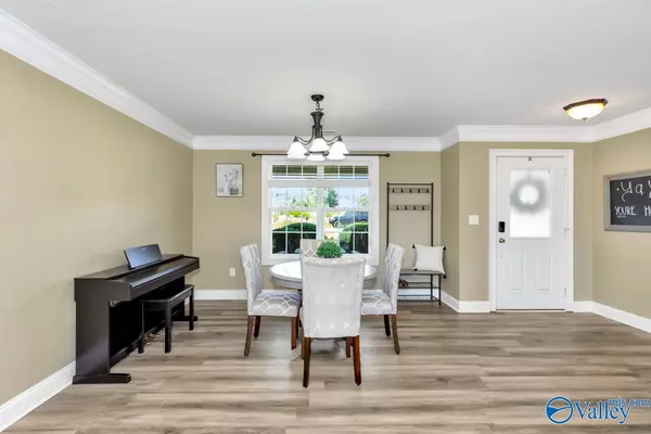 Toney, AL 35773,27580 Jeffrey Lee Lane