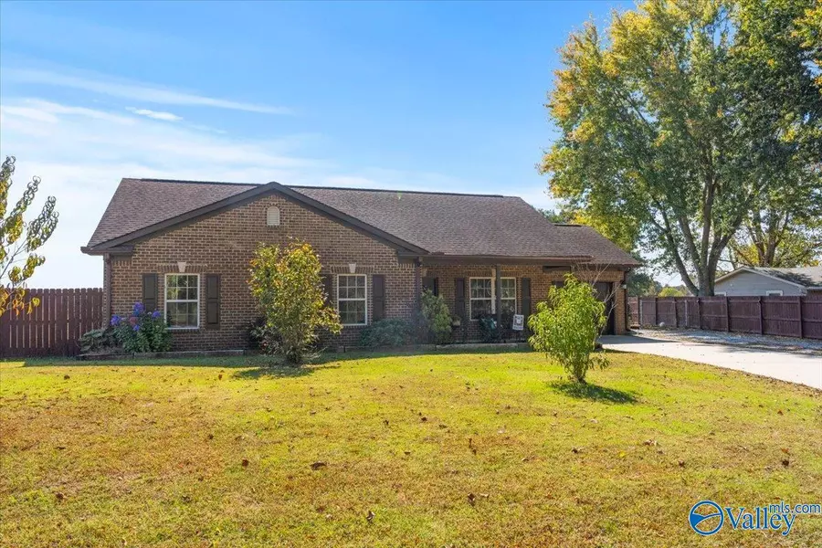 453 Banyon Road, Toney, AL 35773