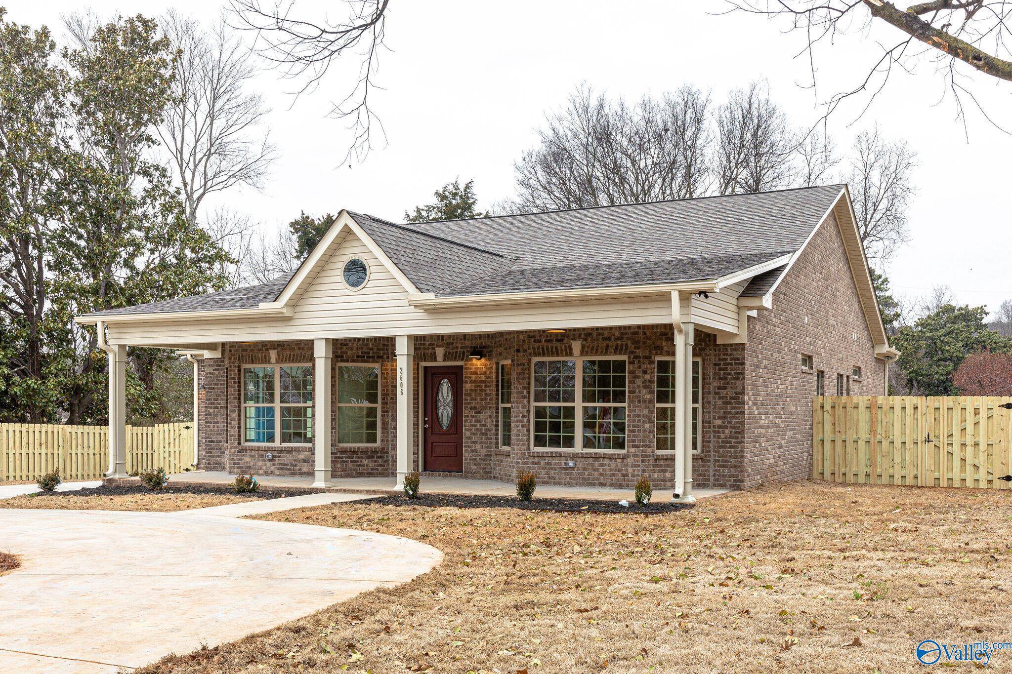 Huntsville, AL 35810,2606 Oakwood Avenue