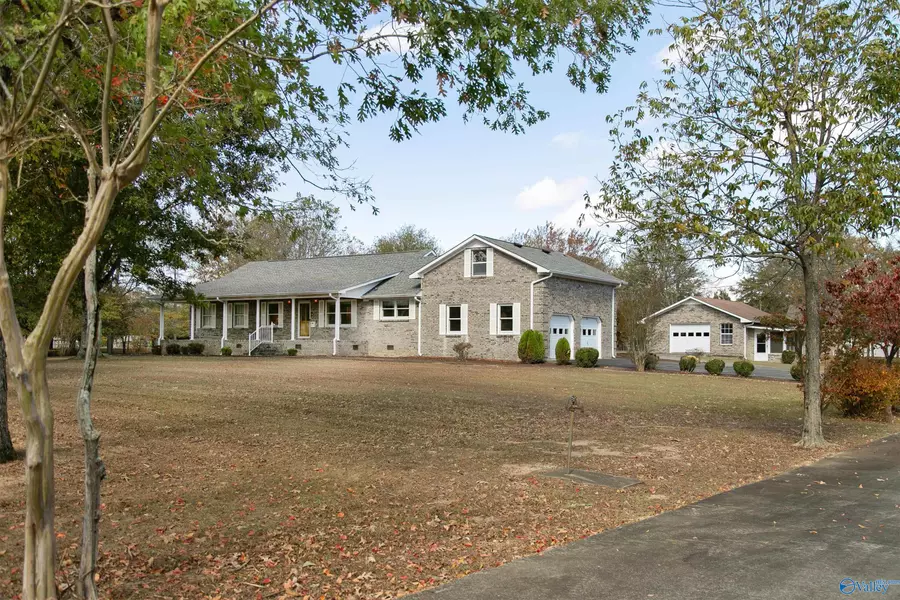 245 6th Street E, Grant, AL 35747