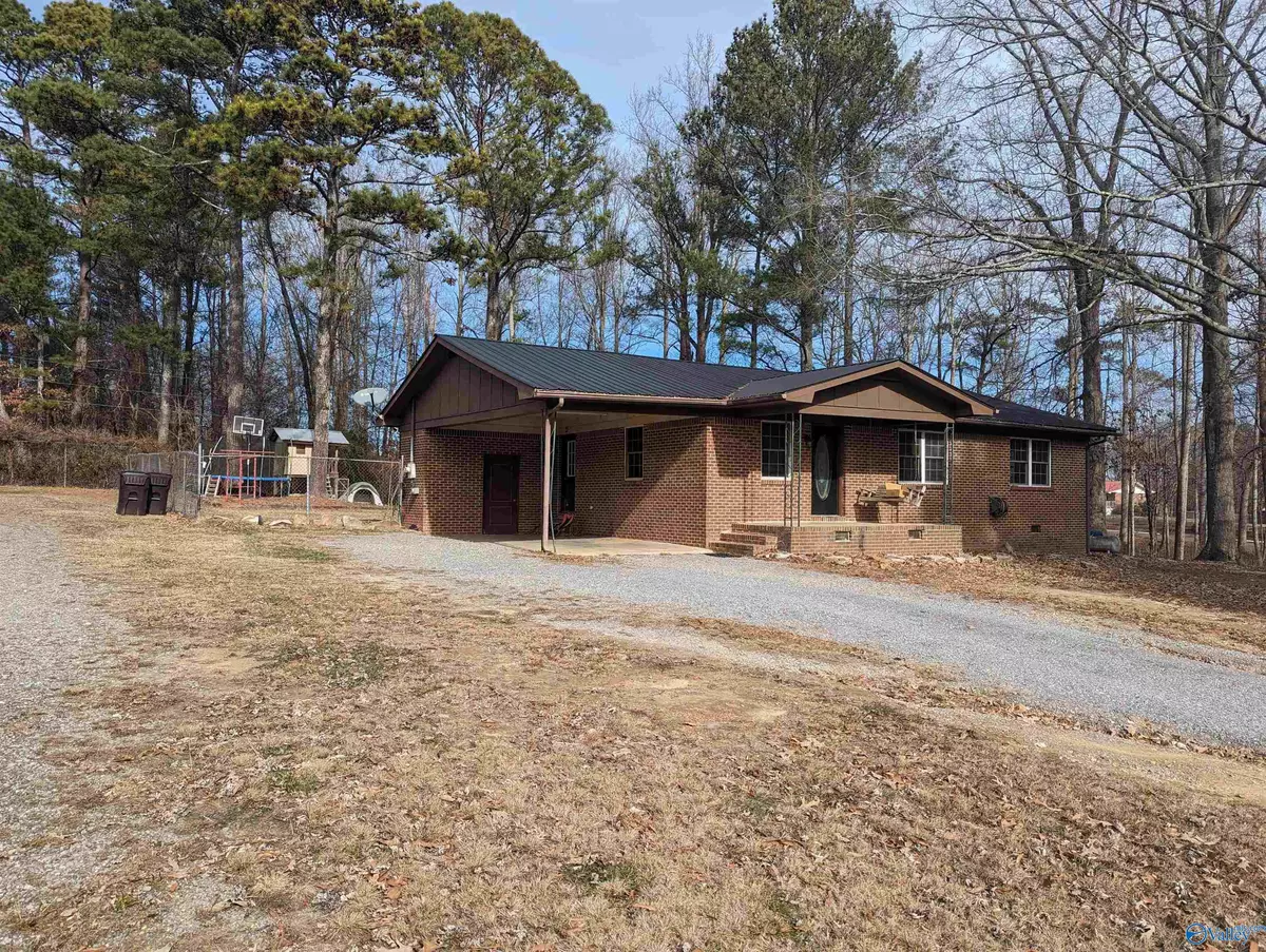 Pisgah, AL 35765,211 Wann Circle