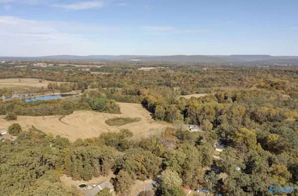 Huntsville, AL 35811,185,197,0 Little Lones Road