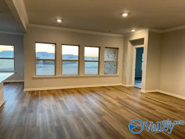 Huntsville, AL 35806,7007 NW Straightway Court