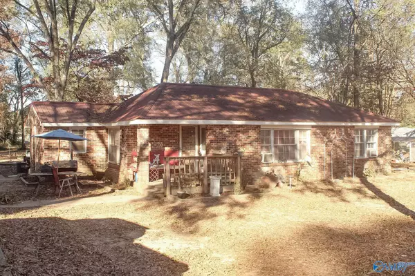 Falkville, AL 35622,51 E Pine Street