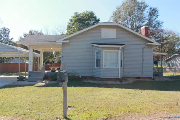 315 Simpson Street, Hartselle, AL 35640