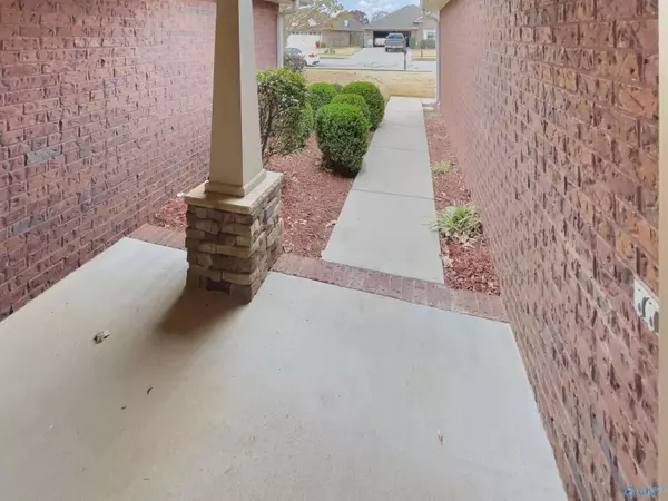 Madison, AL 35757,106 High Green Drive