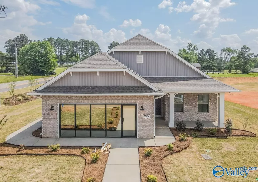 14909 Demarie Lane, Athens, AL 35613