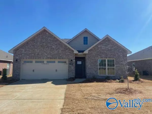 118 Bella May Lane, New Market, AL 35761